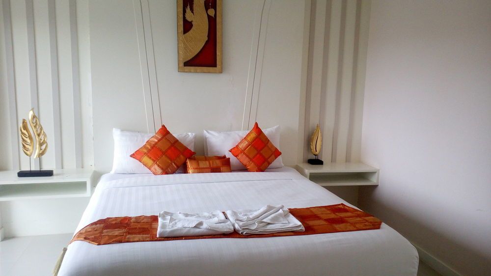 J Sweet Dream Boutique Hotel Phuket Patong Exterior photo